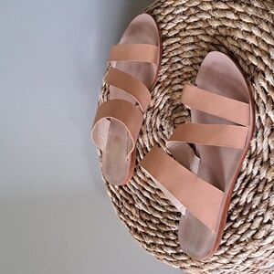 Kaanas Womens Classic Triple Strap Tan Brown Leather Flat Slip-On Sandals‎ S-10